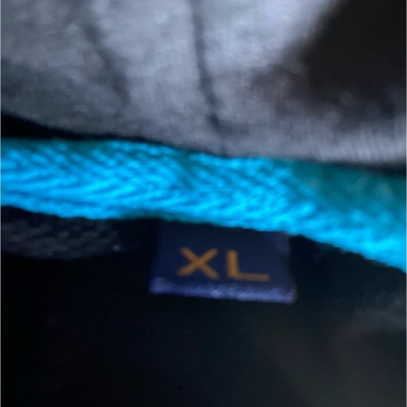 Kyrie Irving 2 Logo Gold and Black Hoodie - Picture 7 of 7